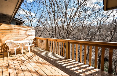 Bella Vista House | Retreat on Lakefront - Private Dock, Kayaking, Biking & Trails. Family Friendly