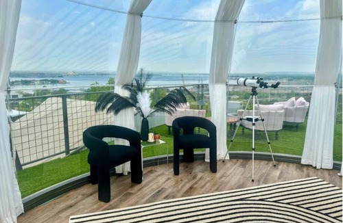 Cottonwood Shores House | Retreat on the Hill: Stardome Suite Epic 360 Views