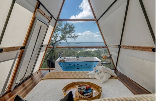 Cottonwood Shores House | Retreat on the Hill: The Bayview Cliff House