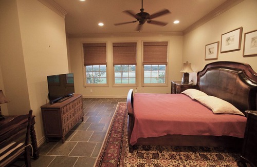 Henrietta Other | Retreat‑Ready Ranch House on 2R Ranch — Quiet, Scenic, Private