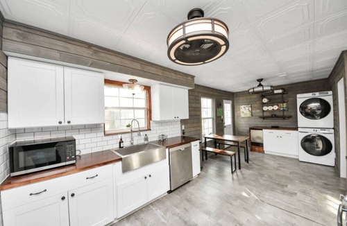 Spring House | Retreat-Style 4BR with Pool in Spring | Main House