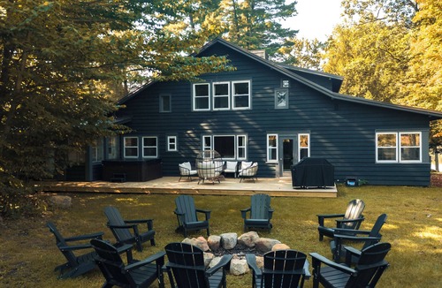Cleveland Villa | Retreat to a 9 bedroom house on 850 private acres