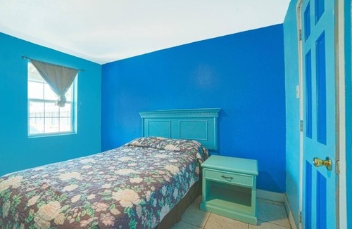 Flour Bluff Hotel | Retreat Unit Free Parking Near Mustang Island Beach And Local Sights