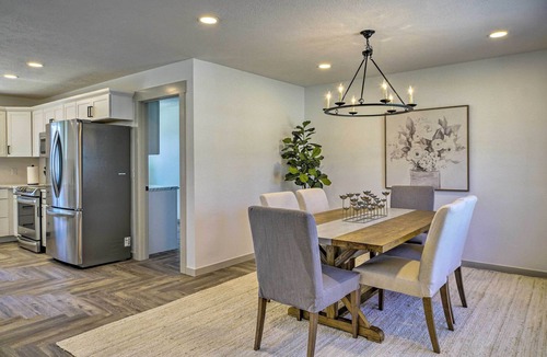 Turners House | Retreat w/Deck ~ 9 Mi to Downtown Springfield