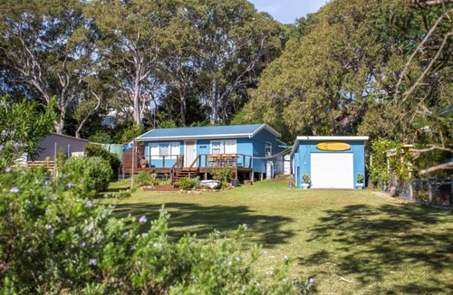 Kioloa House | Retro Beach Cottage S