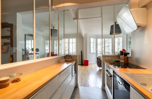 Quartier du Petit-Montrouge Apartment | Retro Chic in Petit Montrouge, by Veeve