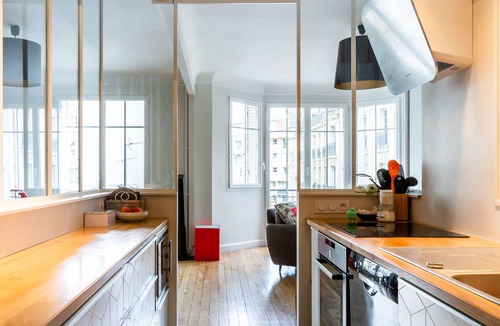 Quartier du Petit-Montrouge Apartment | Retro Chic in Petit Montrouge, by Veeve