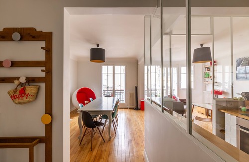 Quartier du Petit-Montrouge Apartment | Retro Chic in Petit Montrouge, by Veeve