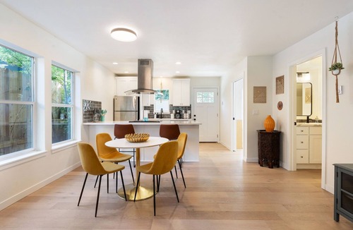 Alberta Arts District House | Retro-Chic Walk to Galleries + Cafés Fenced
