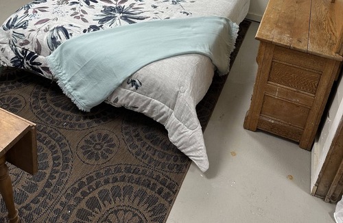 Riverton House | Retro Home on a Tree Lined Street