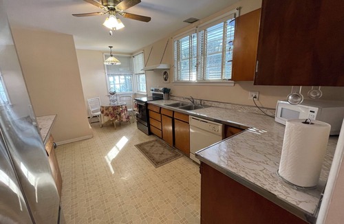 Langhorne Manor House | Retro Ranch House Retreat - Yard, Parking & Easy Philly Access
