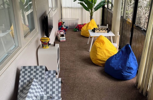 Whitby House | Retro Retreat with Style