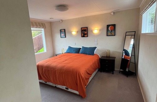 Whitby House | Retro Retreat with Style