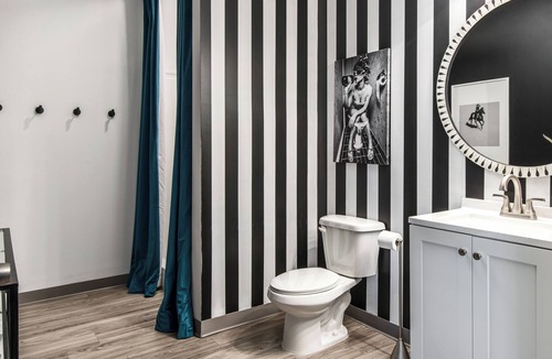 Maxwell Condo | Retro Sanctuary