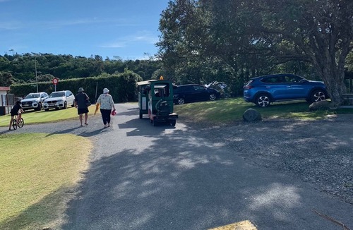 Urenui House | Retro Urenui Beach Bach