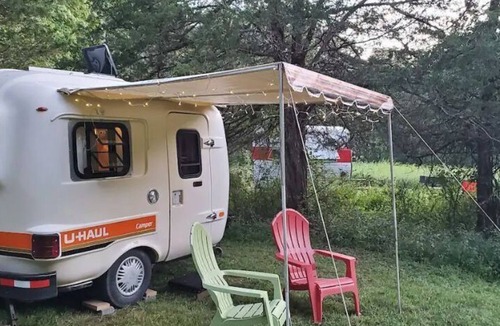 Pine Bush House | Retro vintage glamping in a super rare Uhaul RV