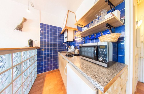 Port Rive Gauche Apartment | RETROMIRABEAU ★ SEA SEA - MARINA VIEW + PARKING