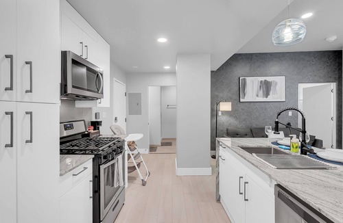 Deco District Condo | Reunion by Stylish Stays