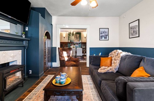 Crafton House | Reunion Ready. 2-Home Compound With Private Yard, Porch, Gazebo & Fire Pit