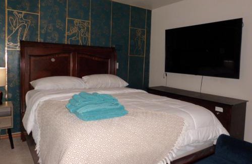 Dupont House | Revel