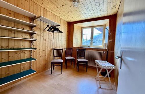 Luchsingen House | Revier Bliili und Spitzer