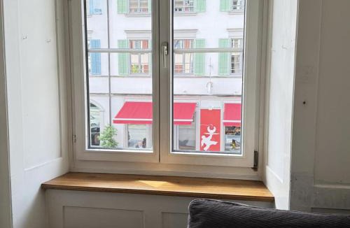 Glarus Apartment | Revier zum Bücherwurm