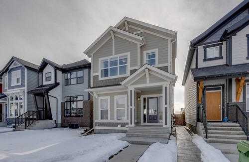 Southeast Calgary House | Revival on The Park