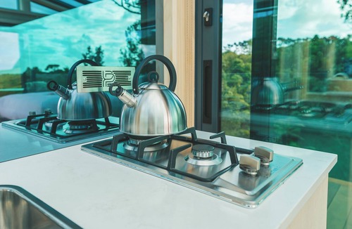 Helensville Cabin | Rewarewa PurePod