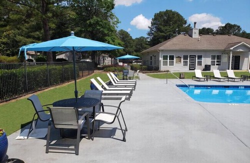 Ellenwood Apartment | Rex Townhomes 2421A I Spacious 2 Bed 2.5 Bath