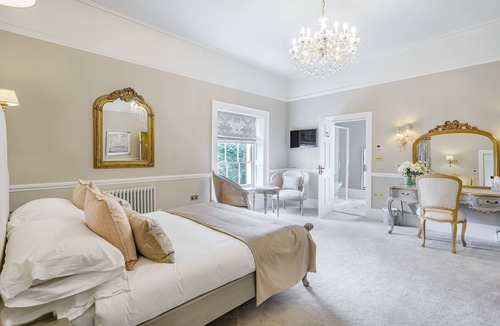 East Dereham Bed & Breakfast | Reymerston Hall