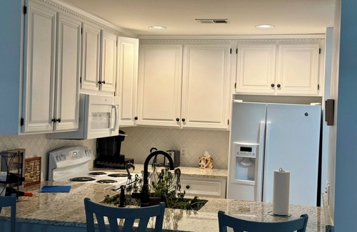 Greensboro Condo | Reynolds Lake Oconee!Pet Friendly- Immaculate 2 Bed/Bath on Preserve Golf Course