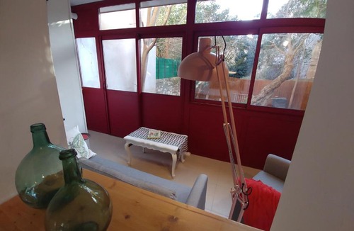 Convention Apartment | rez de chaussée centre, jardin