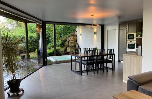 Biot Apartment | Rez-de-villa 80 m2 Jacuzzi Privatif