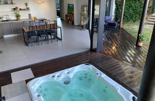 Biot Apartment | Rez-de-villa 80 m2 Jacuzzi Privatif