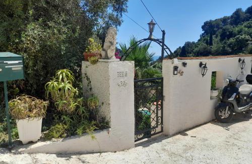 Menton Apartment | Rez de villa avec piscine