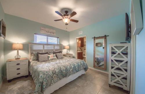 New Braunfels House | RG 105 Rio Refuge