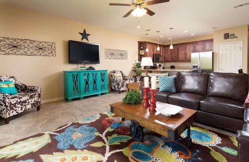 New Braunfels Condo | RG 108 Happy Cow Condo