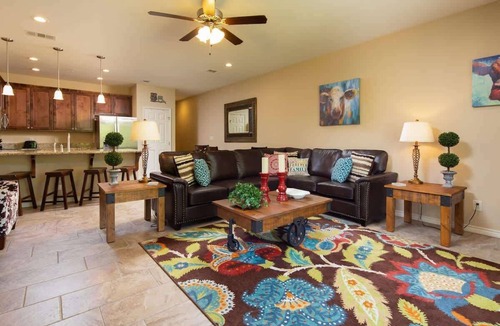 New Braunfels Condo | RG 108 Happy Cow Condo