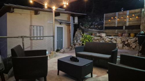Viviers Apartment | Rhône Studio avec terrace parking privé