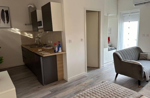 Viviers Apartment | Rhône Studio