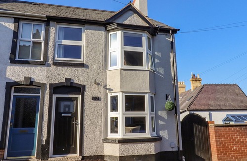 Ruthin Cottage | Rhif Saith