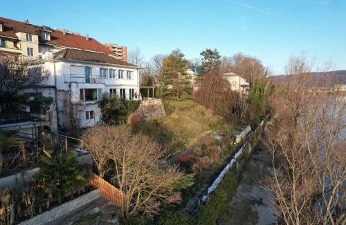 Basel Apartment | Rhine view