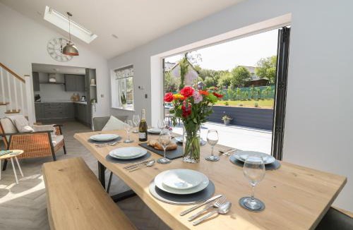 Devils Bridge House | Rhiwmynach