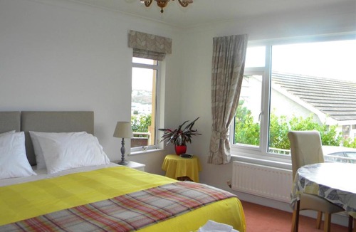 Fishguard Bed & Breakfast | Rhoslan