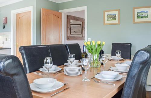 Cardigan House | Rhosyn Gwyn