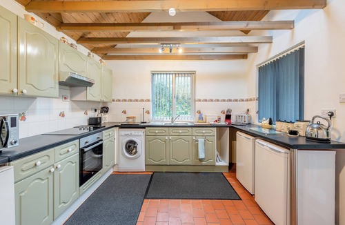 Llanfihangel-Ystrad Cottage | Rhydyfran Coach House