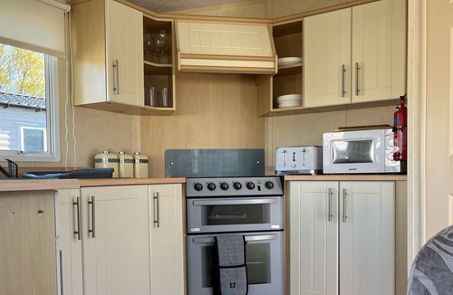 Kinmel Bay House | Rhyl en suite caravan