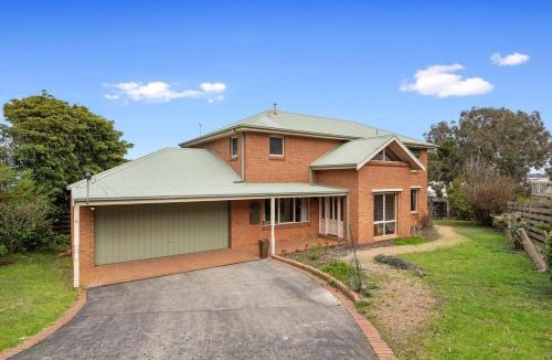 Rhyll House | Rhyll Beach Retreat