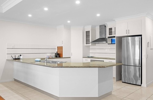 Rhyll Apartment | Rhyll Seaside Penthouse