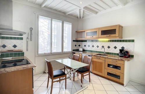 Republique House | Riad in Vichy